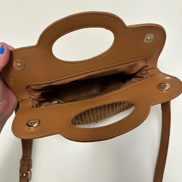 Crossbody bag - Picture 8 of 8